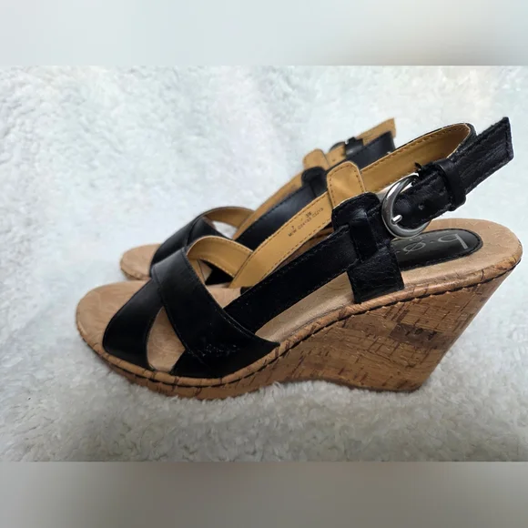 b.o.c. Women's Black Wedge Sandals - Picture 5 of 8